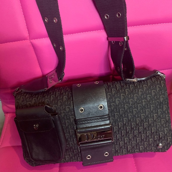 Dior Handbags - Christian Dior Street Chic Shoulder/Crossbody bag